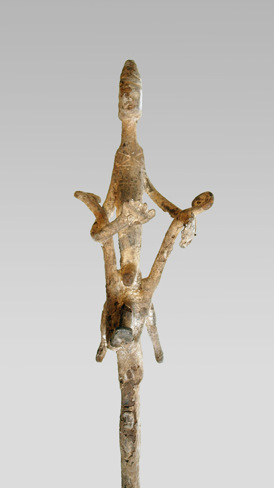 P8208925