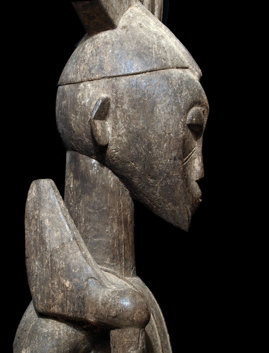 P9058222