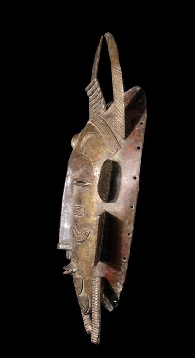 P9058112