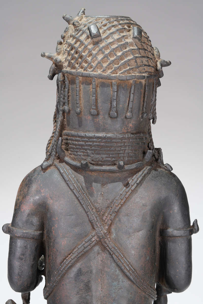 XBD145698